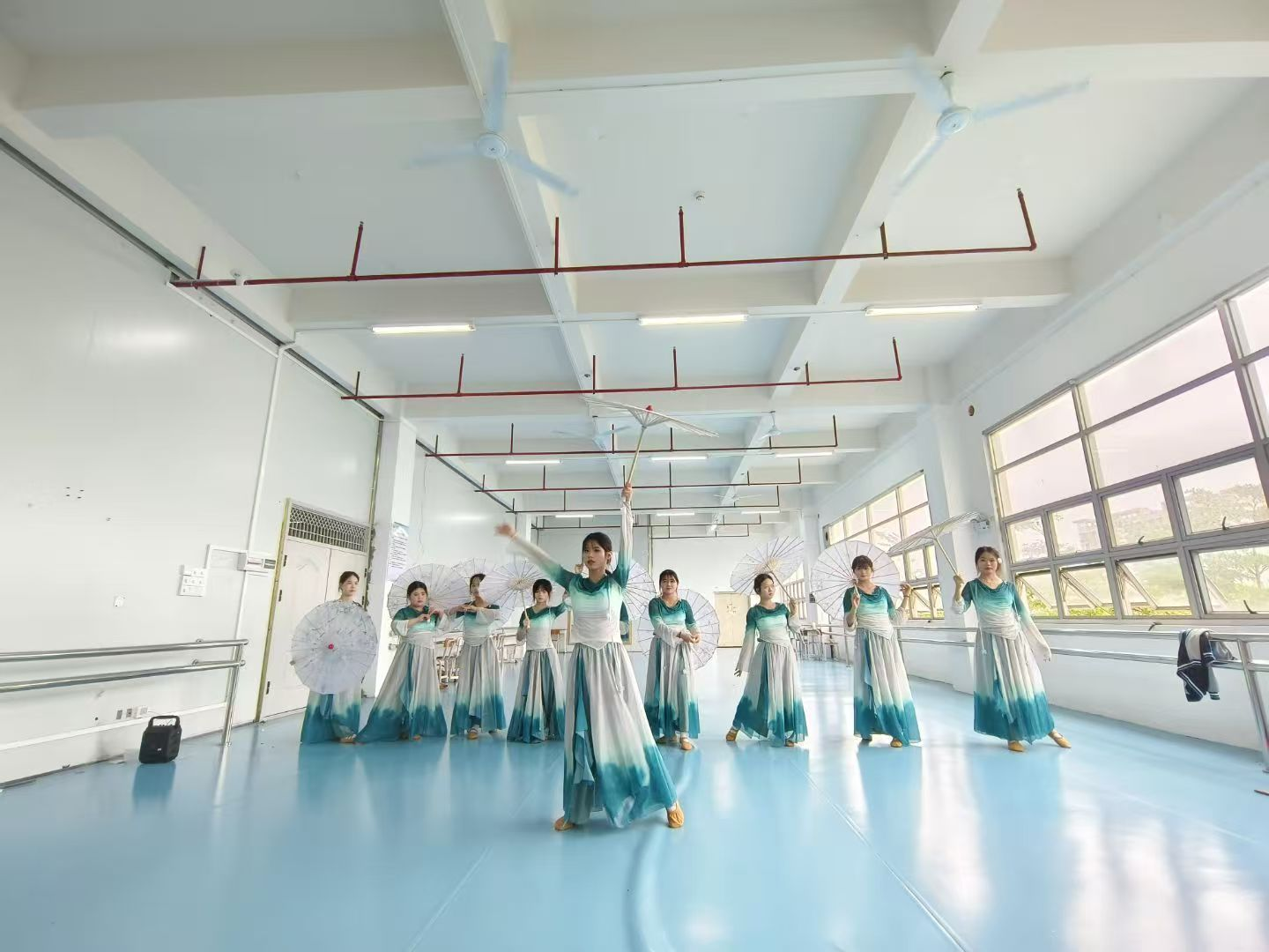 图片1.png 图片1.png