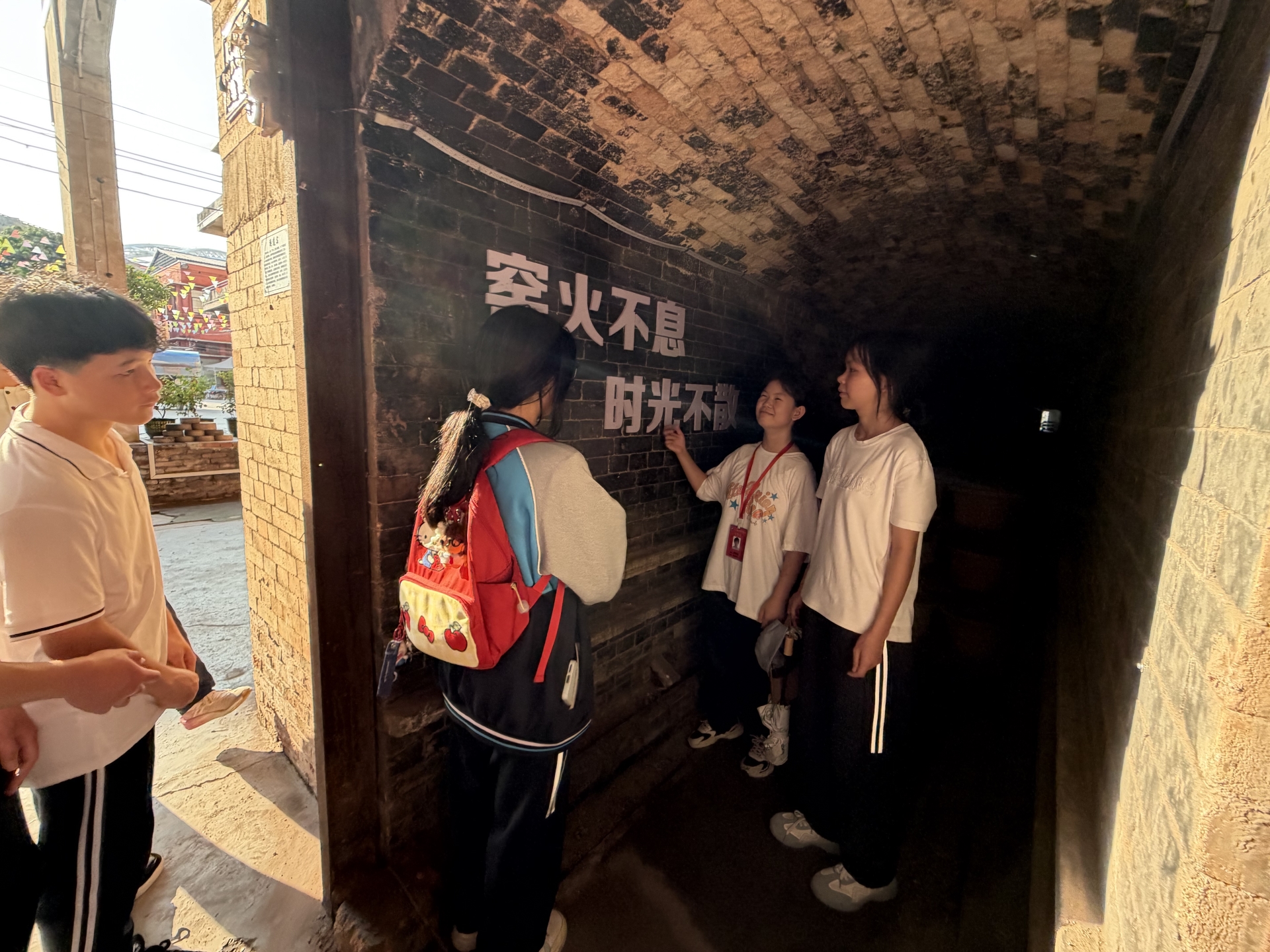 图片3.jpg 图片3.jpg
