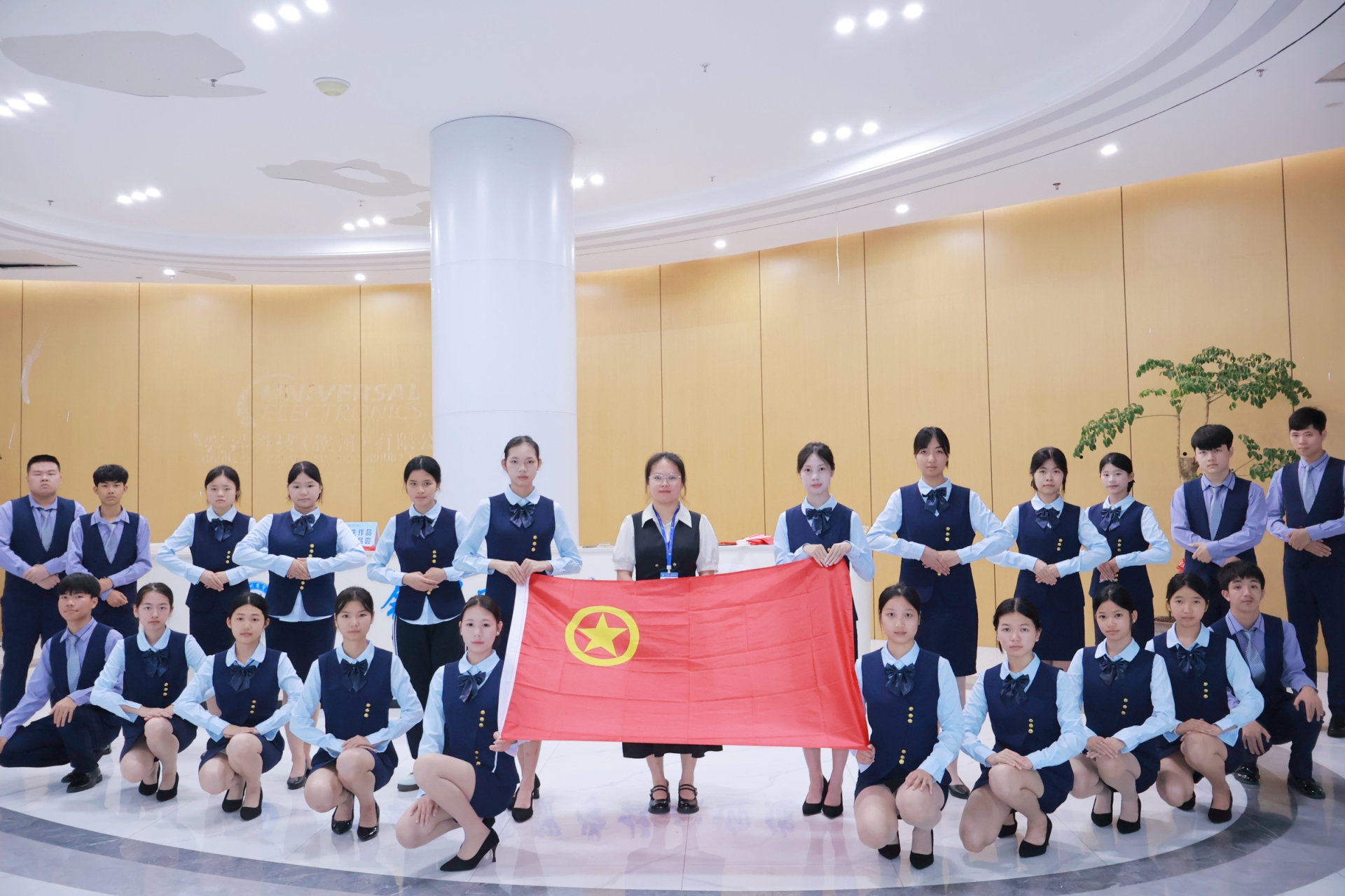 图片5.jpg 图片5.jpg